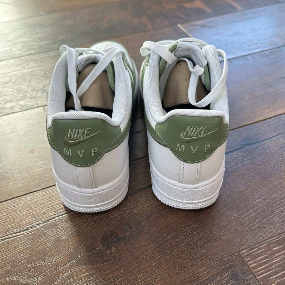 Custom Nike Air Force 1 - Picture 2 of 7